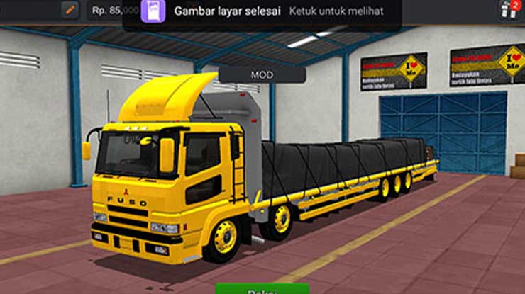 17. Truck Fuso Muatan Semen